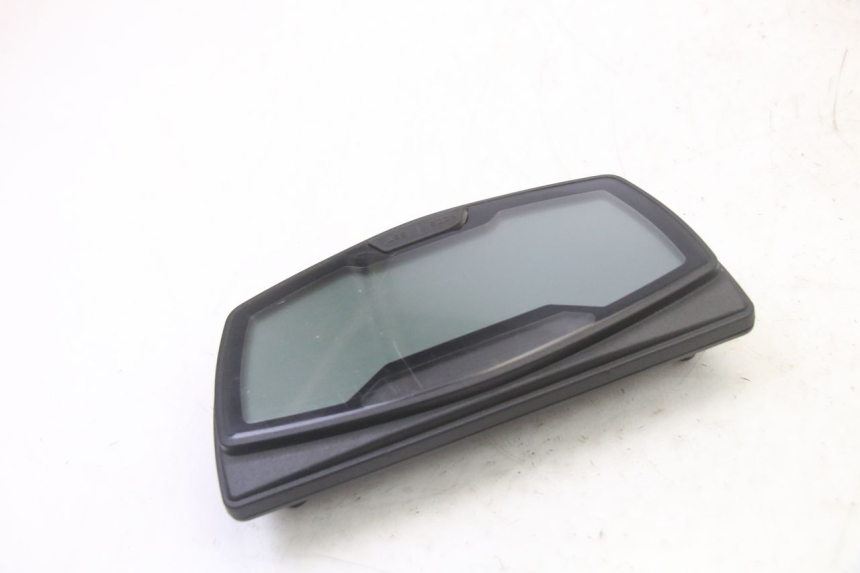 photo de COMPTEUR APRILIA SXR 50 (2021 - 2023) - Gros plan technique