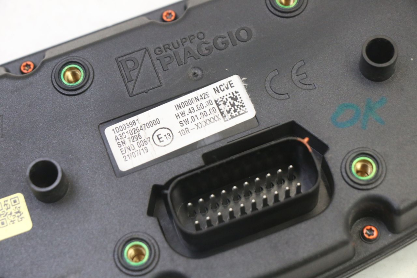 photo de COMPTEUR APRILIA SXR 50 (2021 - 2023) - Points de fixation