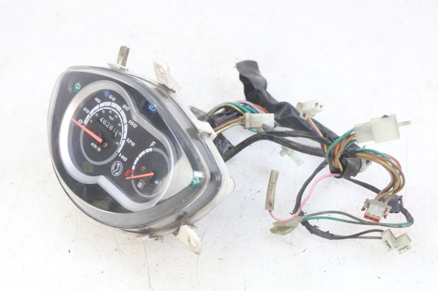 photo de COMPTEUR SYM SYMPHONY 125 (2009 - 2015) - Détails caractéristiques