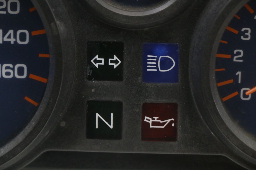 photo de COMPTEUR  YAMAHA TDR DELTABOX 125 (1997 - 2003) - Gros plan technique