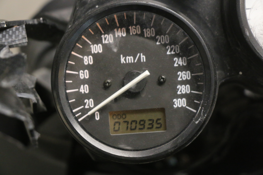 photo de COMPTEUR SUZUKI TLS TL S 1000 (1997 - 2001) - Photo complémentaire