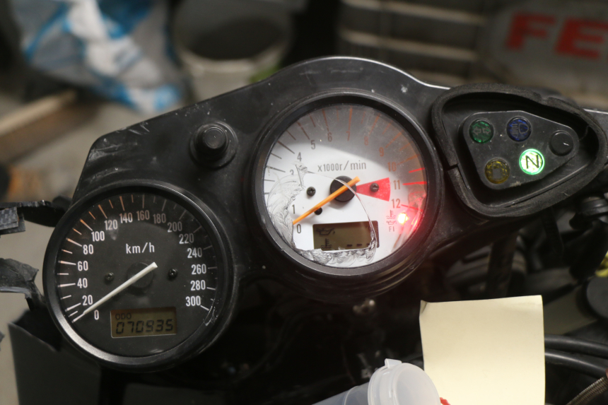 photo de COMPTEUR SUZUKI TLS TL S 1000 (1997 - 2001) - Inspection visuelle