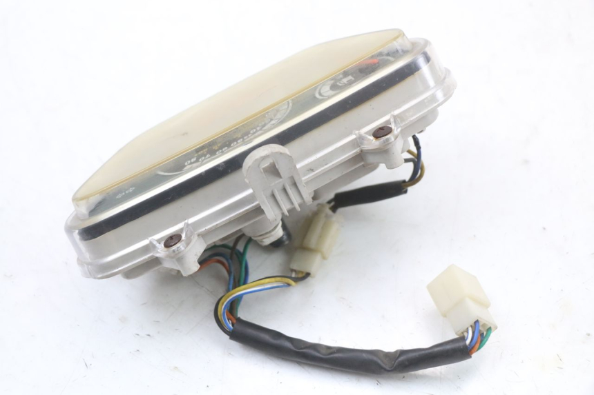 photo de COMPTEUR  BAOTIAN TRAVEL SPIRIT 50 (2010 - 2012) - Gros plan technique