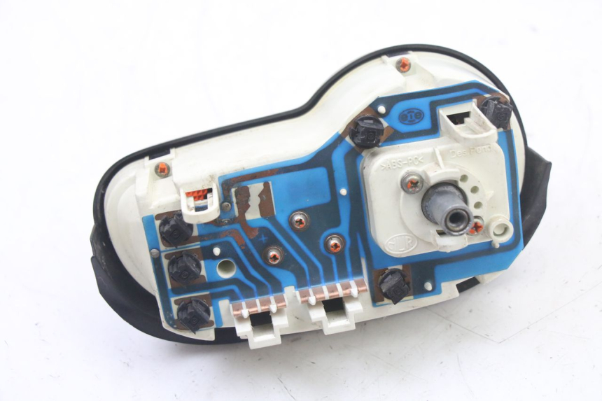 photo de COMPTEUR  PEUGEOT TREKKER TKR 50 (2005 - 2014) - Gros plan technique