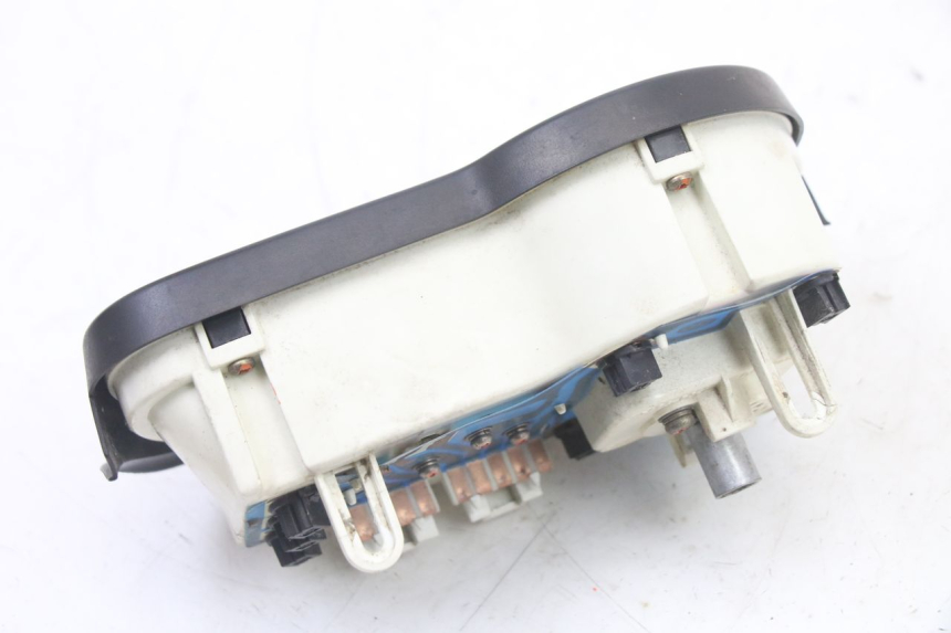 photo de COMPTEUR  PEUGEOT TREKKER TKR 50 (2005 - 2014) - Points de fixation