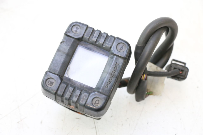 photo de COMPTEUR PEUGEOT TREKKER 50 (1995 - 2004) - Vue principale