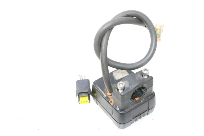 photo de COMPTEUR PEUGEOT TREKKER 50 (1995 - 2004) - Vue d’ensemble