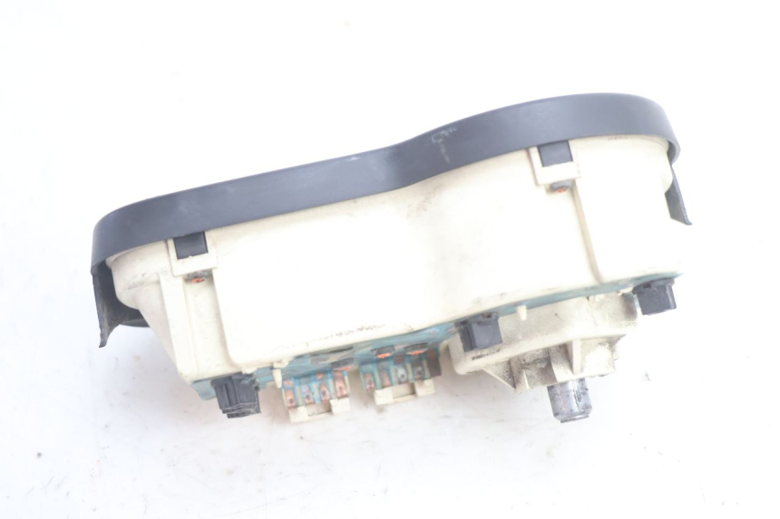 photo de COMPTEUR PEUGEOT TREKKER 50 (1995 - 2004) - Points de fixation