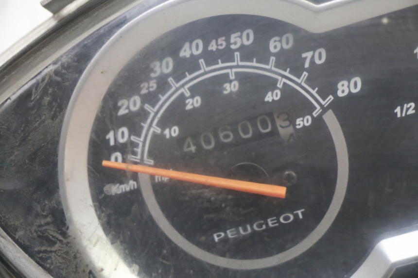 photo de COMPTEUR  PEUGEOT TWEET 4T 50 (2014 - 2019) - Zoom état d’usage