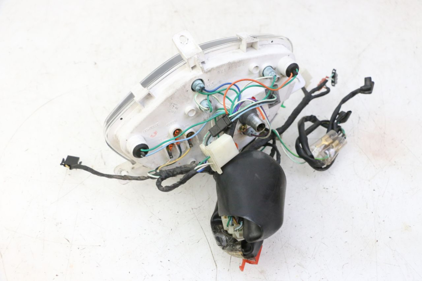 photo de COMPTEUR  PEUGEOT TWEET PRO CARGO 50 (2018 - 2022) - Détail de la pièce