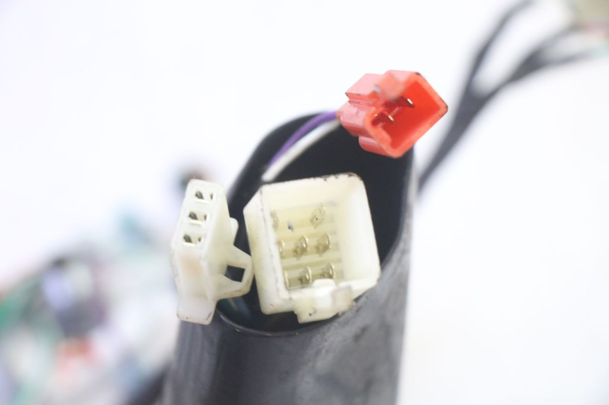 photo de COMPTEUR  PEUGEOT TWEET PRO EFI 4T 50 (2021 - 2022) - Vue rapprochée