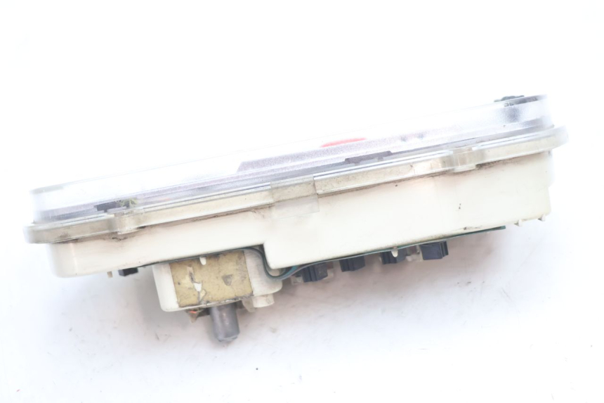 photo de COMPTEUR  PIAGGIO TYPHOON 50 (2000 - 2009) - Gros plan technique
