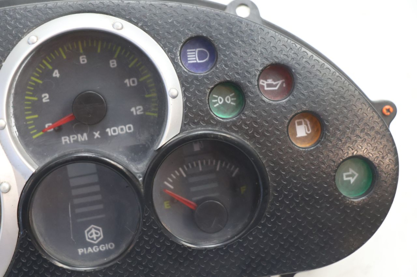 photo de COMPTEUR  PIAGGIO TYPHOON 50 (2000 - 2009) - Zoom état d’usage