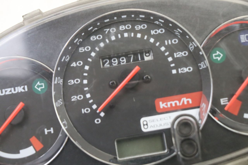 photo de COMPTEUR SUZUKI UH BURGMAN 125 (2002 - 2006) - Zoom état d’usage