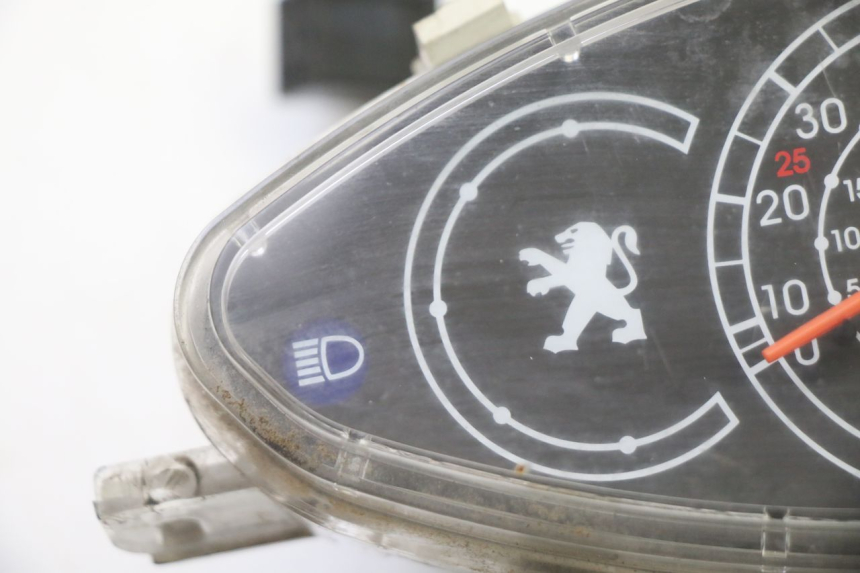 photo de COMPTEUR PEUGEOT V-CLIC VCLIC 50 (2007 - 2013) - Zoom état d’usage