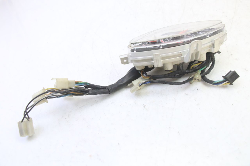 photo de COMPTEUR PEUGEOT V-CLIC VCLIC 50 (2007 - 2013) - Points de fixation