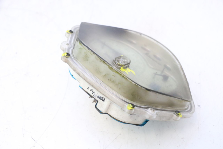 photo de COMPTEUR PIAGGIO VESPA LX 2T 50 (2005 - 2013) - Détail de la pièce