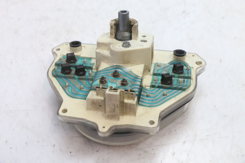 photo de COMPTEUR  PIAGGIO VESPA PK FL 2T 50 (1990 - 1996) - Vue d’ensemble