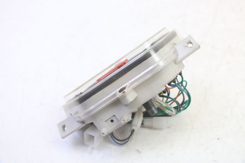 photo de COMPTEUR  GTS VICI 4T 50 (2020 - 2025) - Autre angle de vue