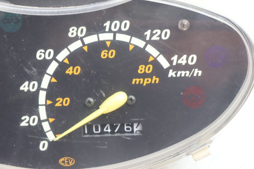 photo de COMPTEUR  PEUGEOT VIVACITY 100 (1999 - 2008) - Zoom état d’usage