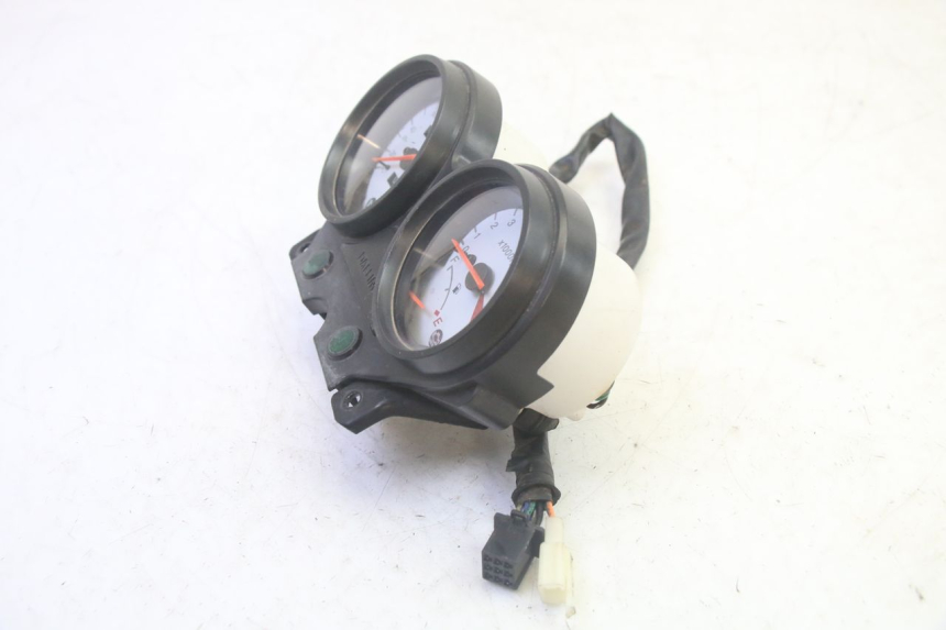 photo de COMPTEUR  DAELIM VJ ROADWIN FI 125 (2008 - 2017) - État de surface