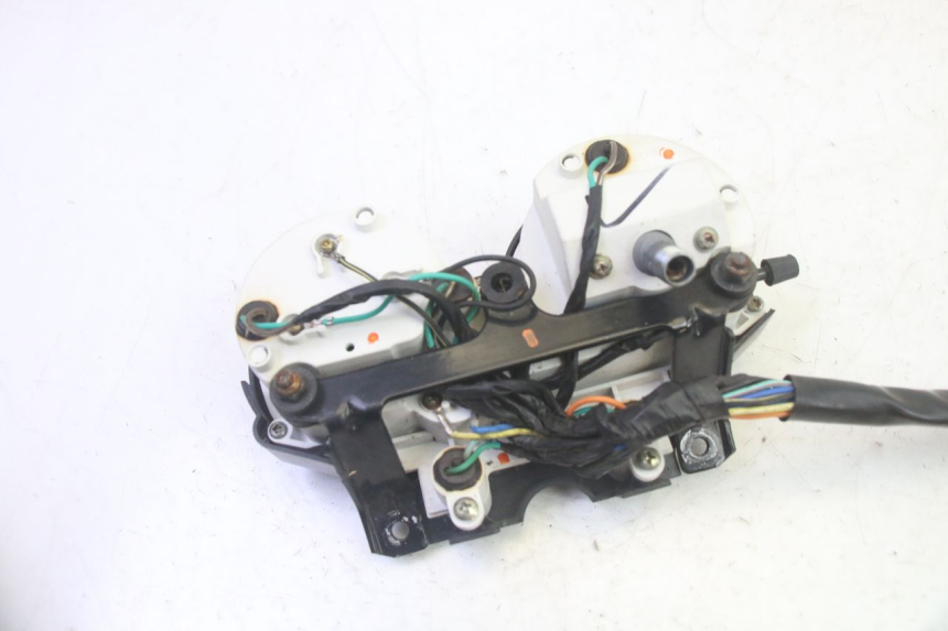 photo de COMPTEUR  DAELIM VJ ROADWIN FI 125 (2008 - 2017) - Marquages et références