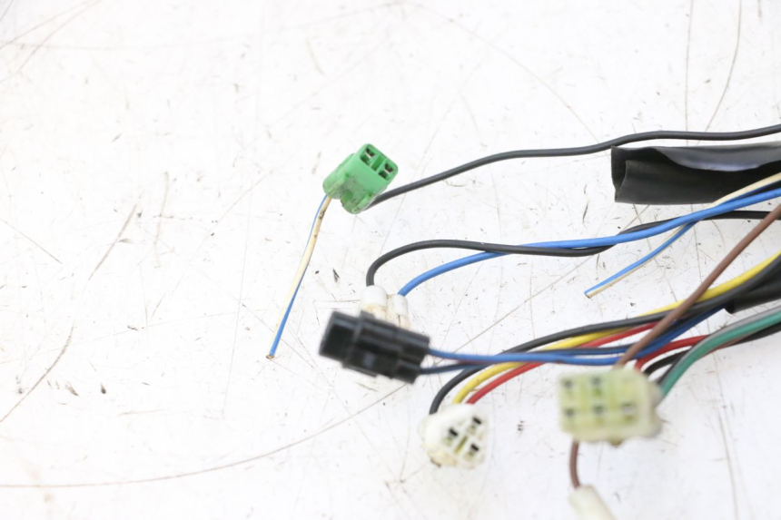 photo de COMPTEUR  YAMAHA WAVE RUNNER GP R 1200 (2000 - 2003) - Gros plan technique
