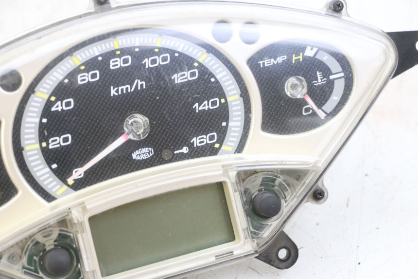 photo de COMPTEUR YAMAHA XMAX X-MAX 125 (2006 - 2009) - Vue produit