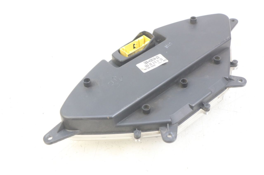 photo de COMPTEUR YAMAHA XMAX X-MAX 125 (2006 - 2009) - Autre angle de vue