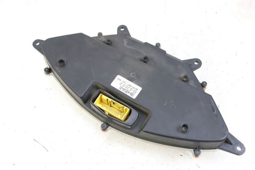 photo de COMPTEUR YAMAHA XMAX X-MAX 125 (2006 - 2009) - Autre angle de vue