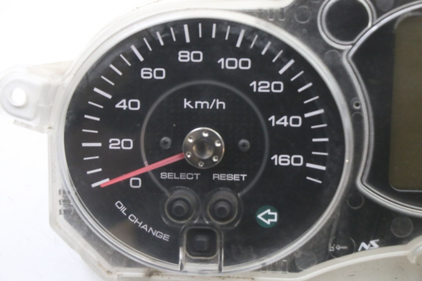 photo de COMPTEUR YAMAHA X-MAX XMAX 125 (2010 - 2013) - Détail de la pièce