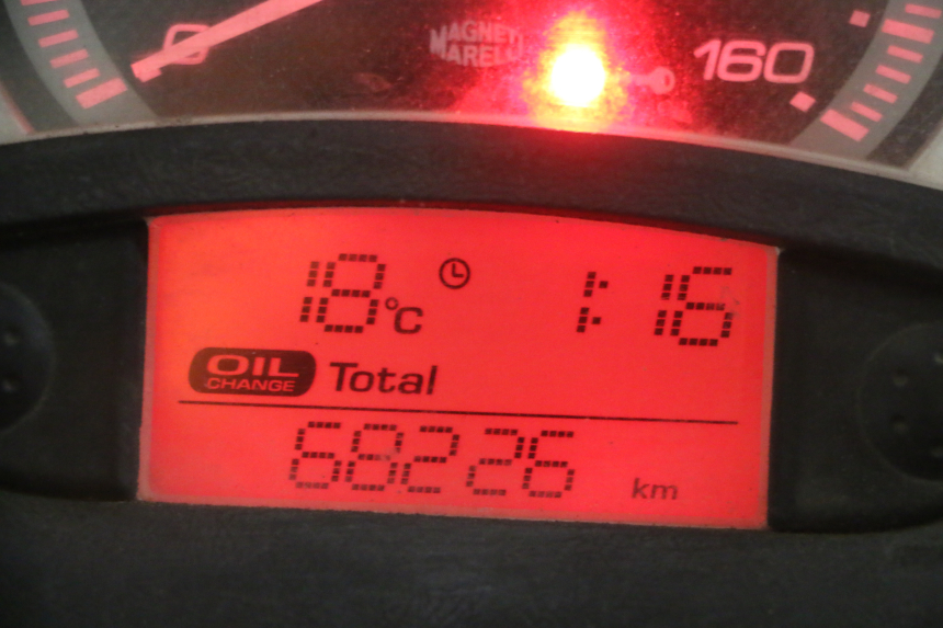 photo de COMPTEUR YAMAHA XMAX X-MAX 125 (2006 - 2009) - Détail de la pièce