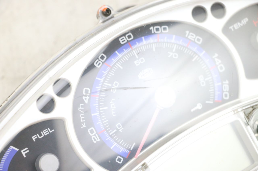 photo de COMPTEUR YAMAHA XMAX X-MAX 125 (2006 - 2009) - Focus structure