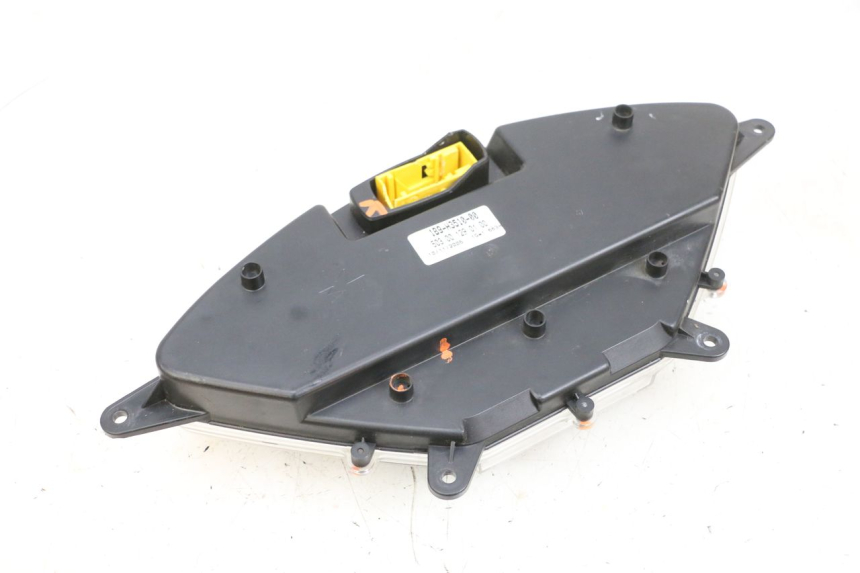 photo de COMPTEUR YAMAHA XMAX X-MAX 125 (2006 - 2009) - Points de fixation