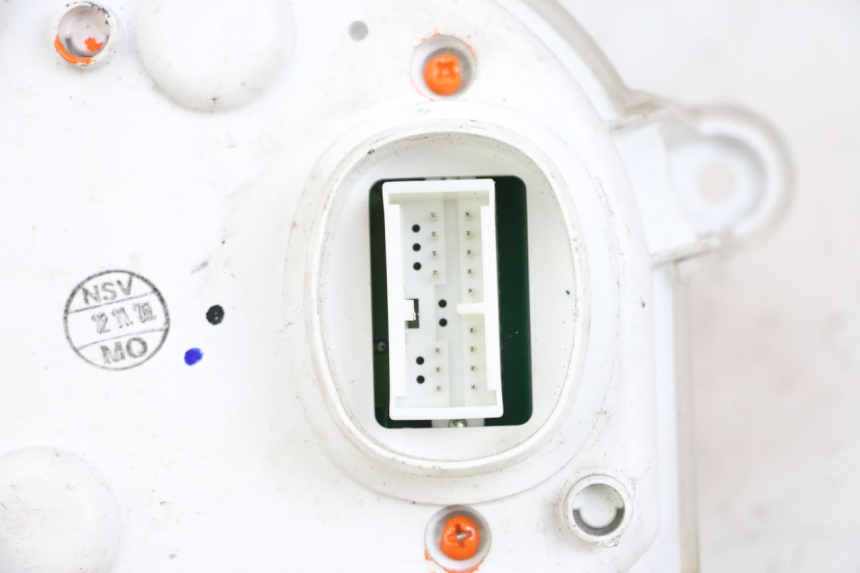 photo de COMPTEUR YAMAHA X-MAX XMAX 125 (2010 - 2013) - Focus structure