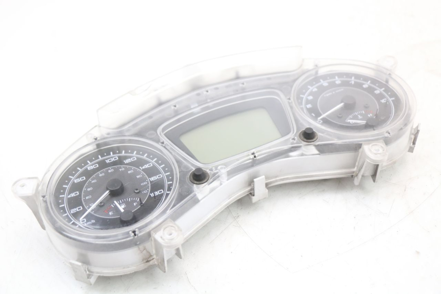 photo de COMPTEUR PIAGGIO X10 125 (2012 - 2017) - Vue d’ensemble