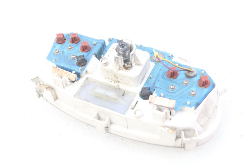 photo de COMPTEUR PIAGGIO X7 125 (2007 - 2013) - Points de fixation