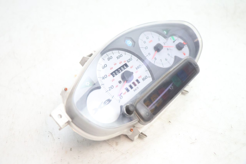 photo de COMPTEUR  PIAGGIO X8 STREET 125 (2006 - 2007) - Vue d’ensemble