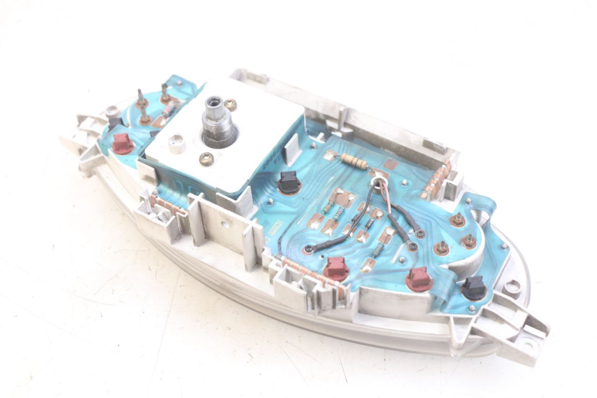 photo de COMPTEUR PIAGGIO X8 125 (2004 - 2007) - Zoom état d’usage