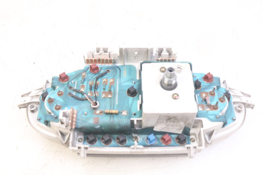 photo de COMPTEUR PIAGGIO X8 125 (2004 - 2007) - Vue d’ensemble