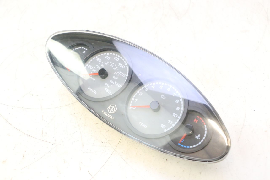 photo de COMPTEUR  PIAGGIO X9 AMALFI 180 (2000 - 2003) - Vue d’ensemble