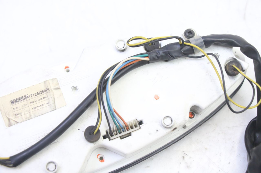 photo de COMPTEUR  PIAGGIO X9 EVOLUTION 125 (2003 - 2007) - Détails caractéristiques