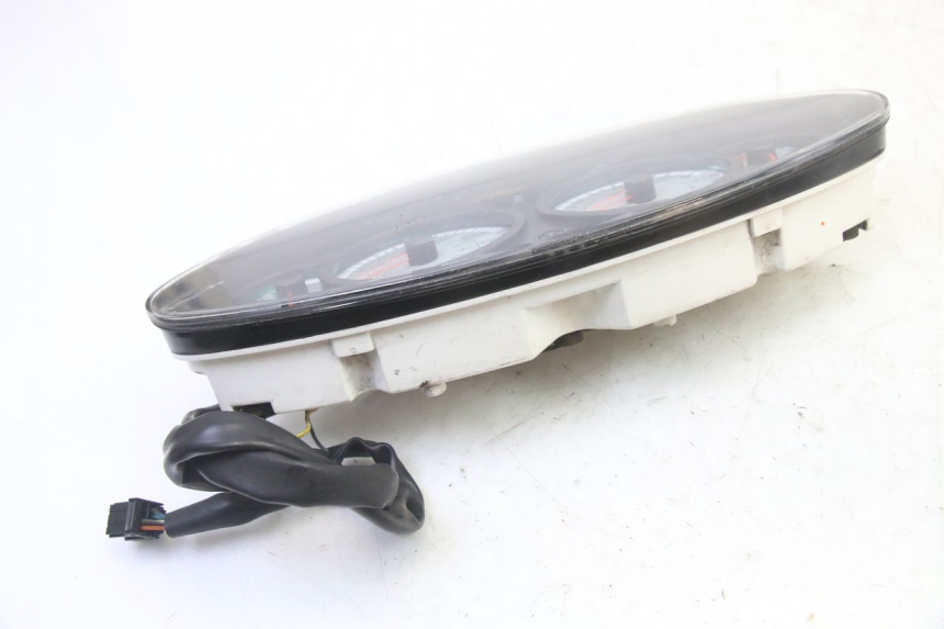 photo de COMPTEUR  PIAGGIO X9 EVOLUTION 125 (2003 - 2007) - État de surface