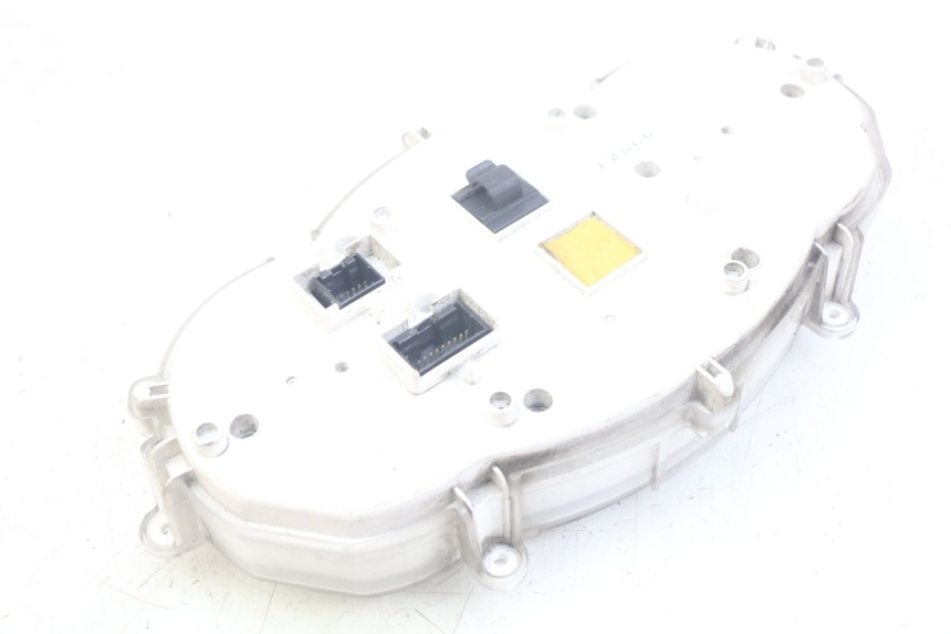 photo de COMPTEUR PIAGGIO XEVO - X EVO 125 (2007 - 2017) - Détail de la pièce