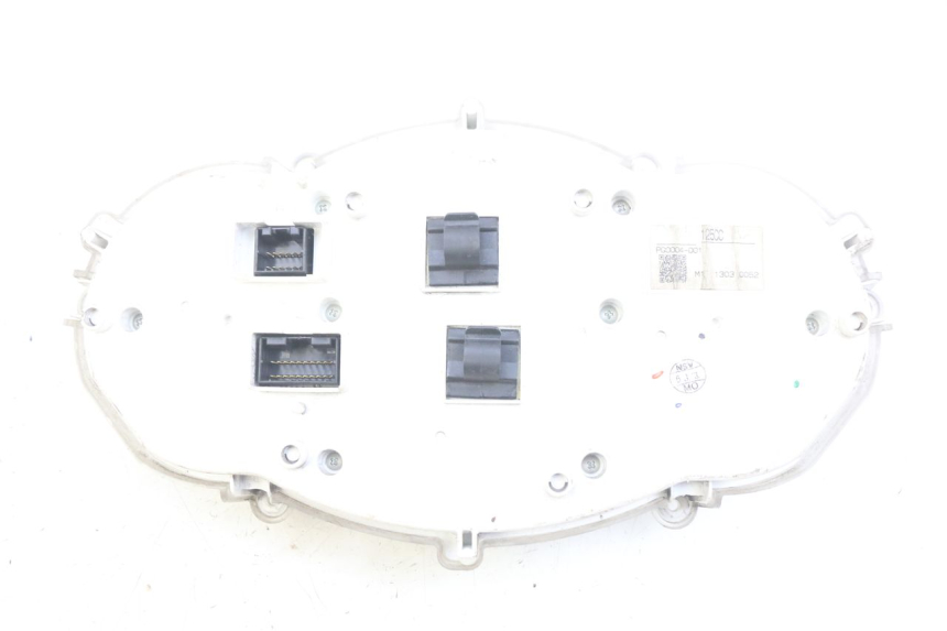 photo de COMPTEUR PIAGGIO XEVO - X EVO 125 (2007 - 2017) - Points de fixation