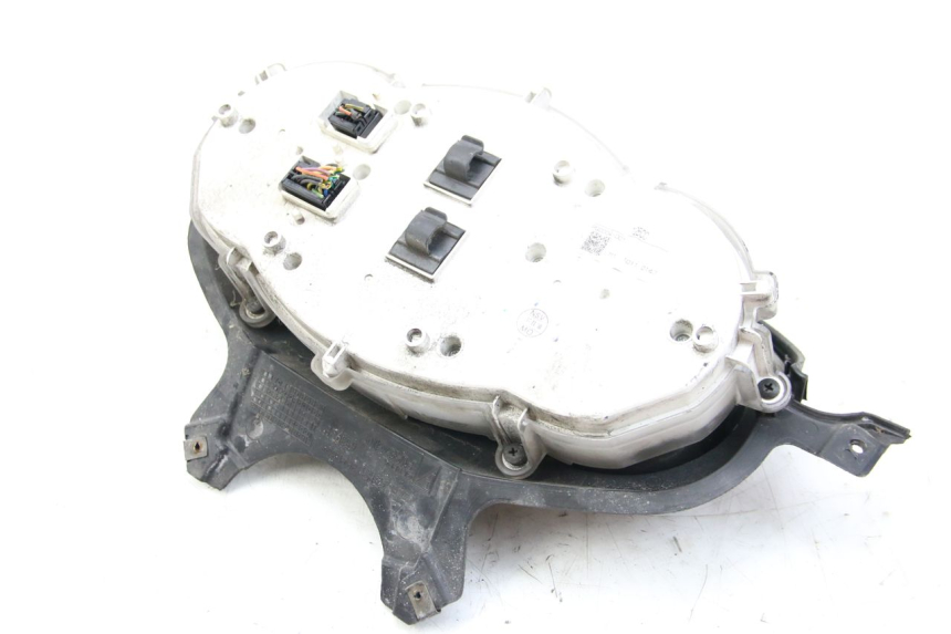 photo de COMPTEUR PIAGGIO XEVO - X EVO 125 (2007 - 2017) - Autre angle de vue