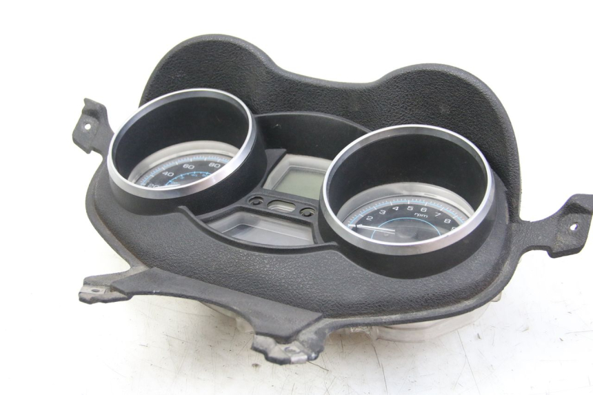 photo de COMPTEUR PIAGGIO XEVO - X EVO 125 (2007 - 2017) - Points de fixation
