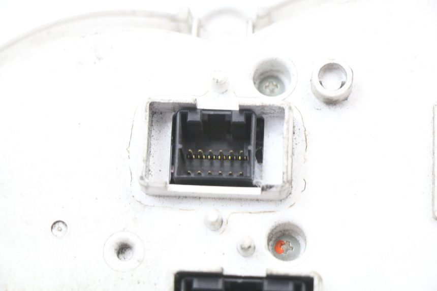 photo de COMPTEUR PIAGGIO XEVO - X EVO 125 (2007 - 2017) - État de surface