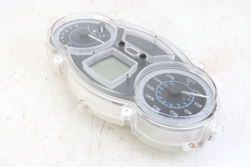 photo de COMPTEUR PIAGGIO XEVO - X EVO 125 (2007 - 2017) - Détail de la pièce