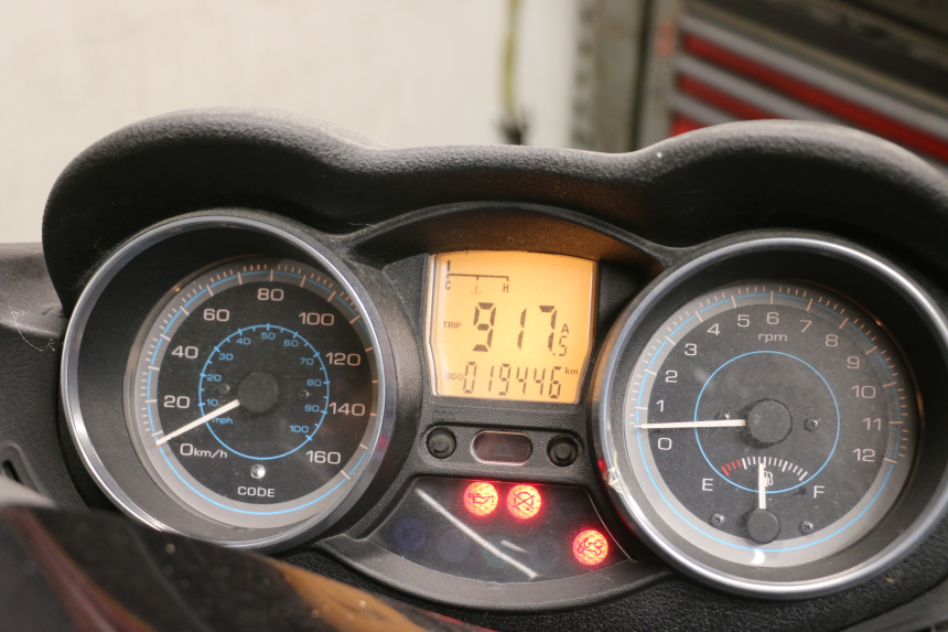 photo de COMPTEUR PIAGGIO XEVO - X EVO 125 (2007 - 2017) - Zoom état d’usage